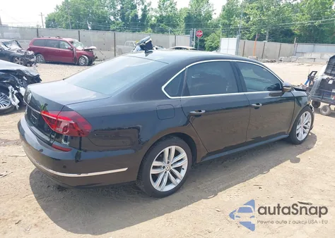 2018 Volkswagen Passat 2.0T Se from USA, damaged, VIN 1VWBA7A39JC033051